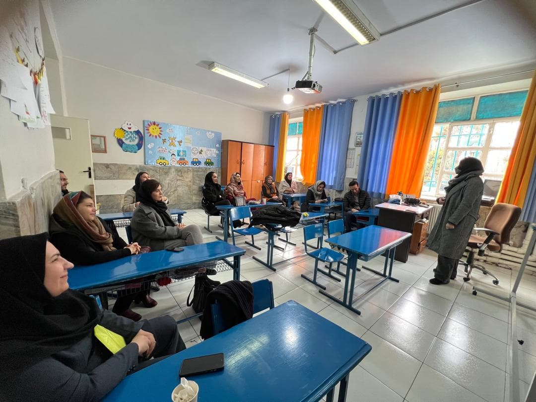 جلسه ملاقات با کادر آموزشی و اجرایی